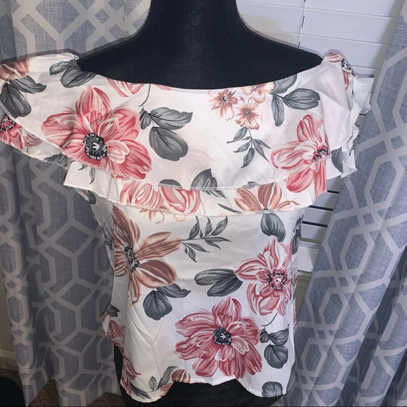 Multicolor floral pattern ruffle blouse - Picture 1 of 7